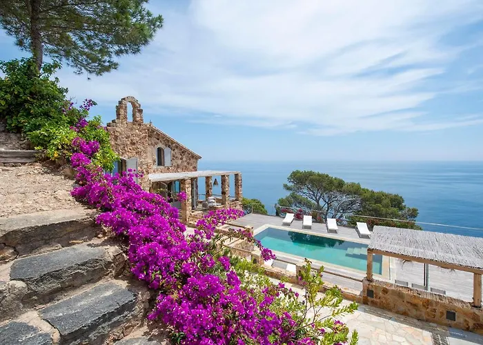 Villa San Jaume Apostol Luxury Villa Tossa de Mar