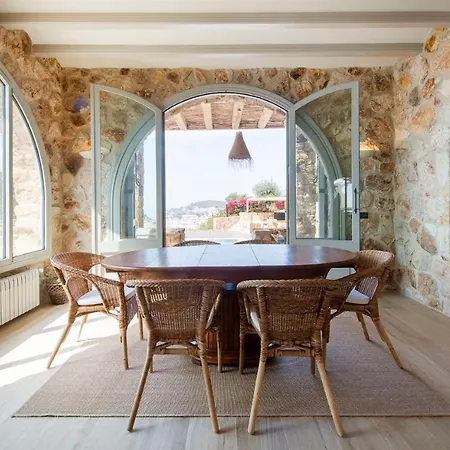 San Jaume Apostol Luxury